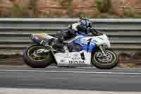 cadwell-no-limits-trackday;cadwell-park;cadwell-park-photographs;cadwell-trackday-photographs;enduro-digital-images;event-digital-images;eventdigitalimages;navarra;no-limits-trackdays;peter-wileman-photography;racing-digital-images;trackday-digital-images;trackday-photos